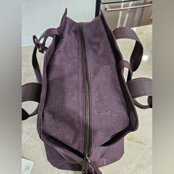 Lululemon Gym Bag - Picture 4 of 7